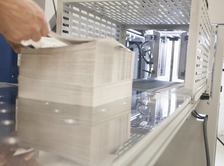 Distribution of printing and tobacco products