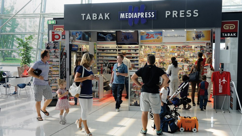 Press distribution / Royal Invest Consulting - foto  Press distribution / Royal Invest Consulting - foto