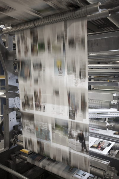 SLOVENSKÁ GRAFIA OSLAVUJE 100 ROKOV NEPRETRŽITEJ POLYGRAFICKEJ VÝROBY  SLOVENSKÁ GRAFIA OSLAVUJE 100 ROKOV NEPRETRŽITEJ POLYGRAFICKEJ VÝROBY